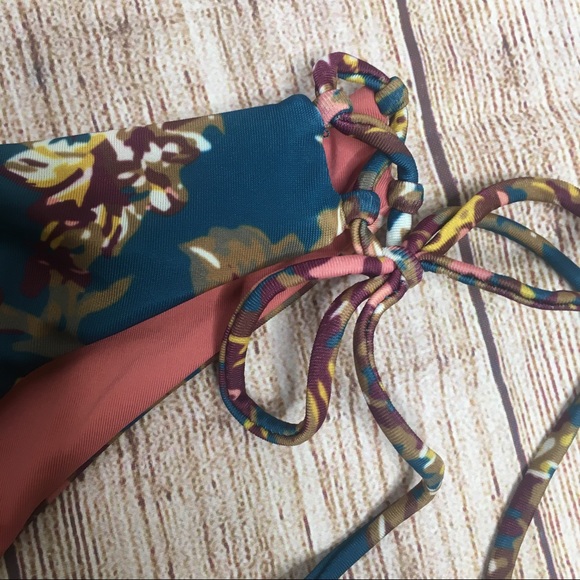 Tavik Bebe Mini Side Tie Bikini Bottoms In Terrace Floral Print Size XS - Picture 2 of 7
